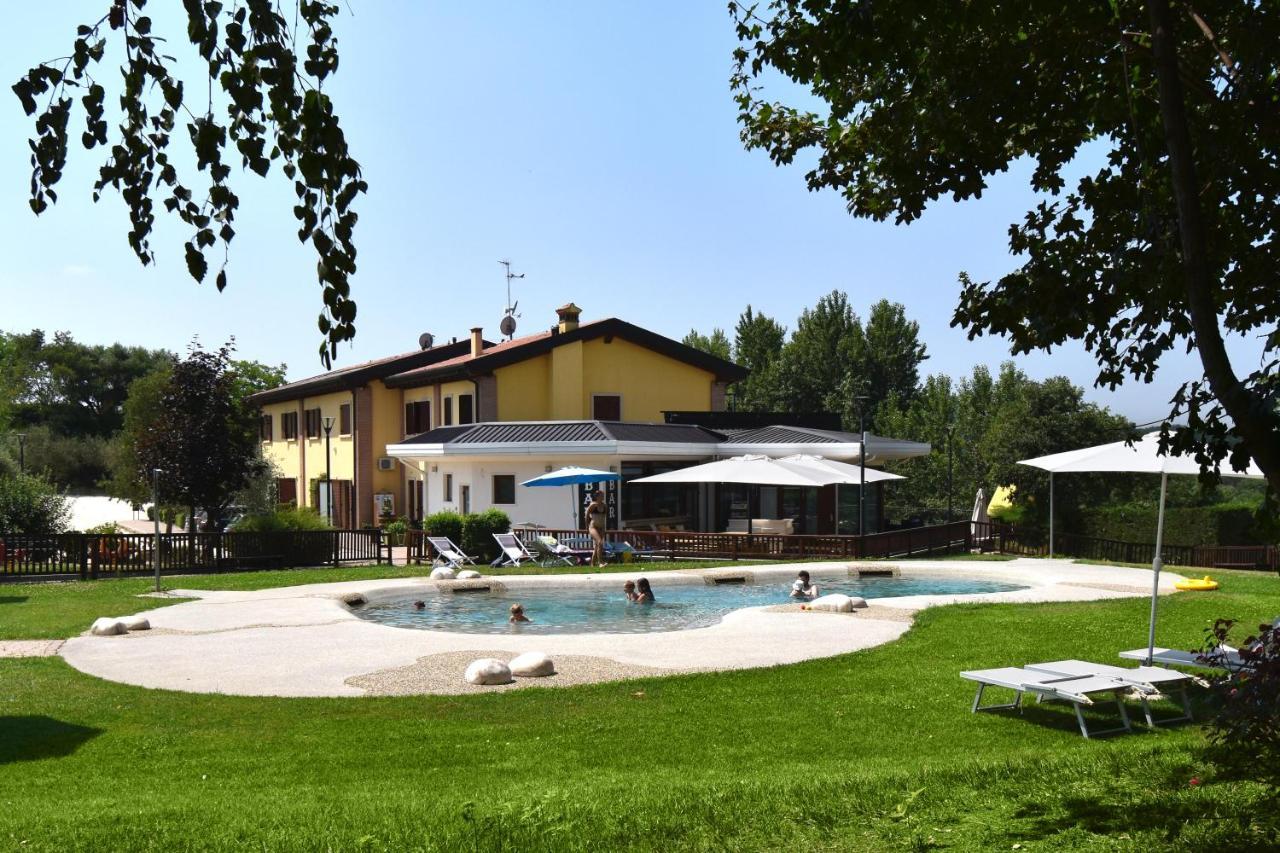 Agricampeggio Corte Tonolli Valeggio sul Mincio Bagian luar foto